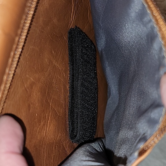 AGM Beyond Leather Slingback Concealed Carry Unisex Bin6 - Picture 3 of 12